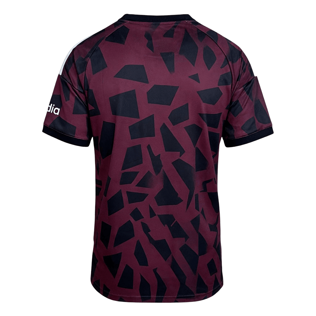 Liverpool Kolmas pelipaita 2026/27