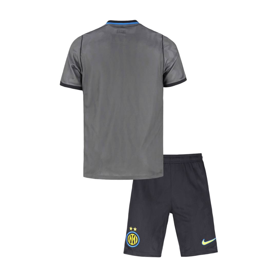 Inter Milan Lasten Kolmas jalkapallosetti 2026/27