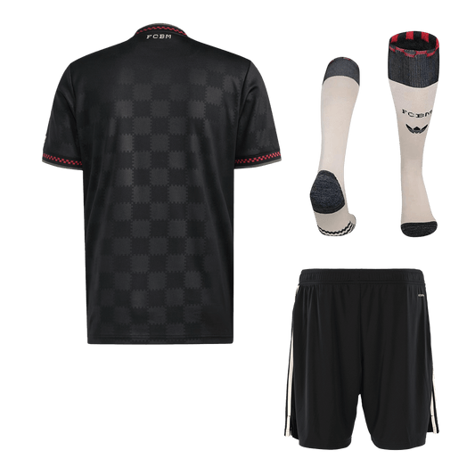 Bayern Munich 2025/26 Kolmas Täydellinen peliasu Miesten
