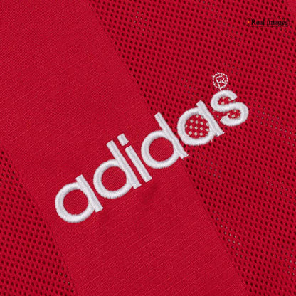 Liverpool retro kotipelipaita 1995/96 – lisänäkymä 4
