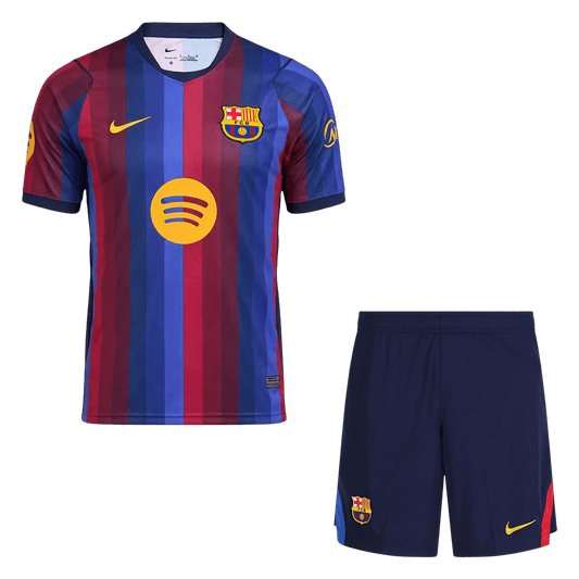 Barcelona kotijalkapallosetti 2026/27 – pelipaita ja shortsit edestä