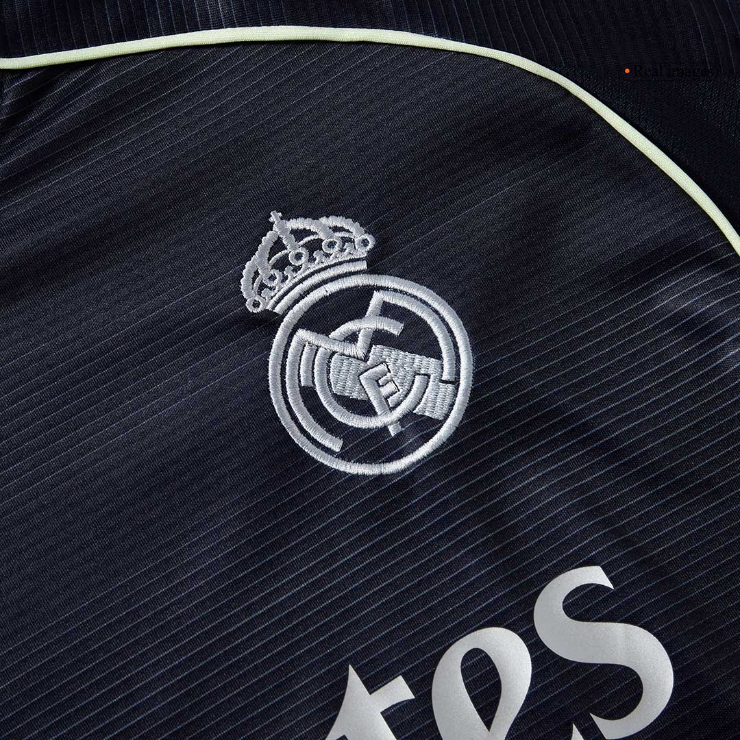 Real Madrid 2025/26 Vieras Täydellinen peliasu Miesten [PREMIUM]