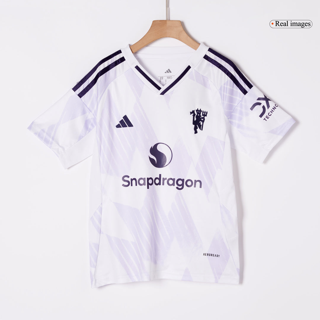 Manchester United 2025/26 Vieras Lasten täydellinen peliasu