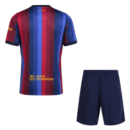 Barcelona kotijalkapallosetti 2026/27 – pelipaita ja shortsit takaa