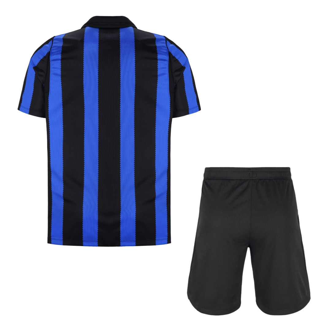 Inter Milan kotijalkapallosetti 2026/27 – pelipaita ja shortsit takaa