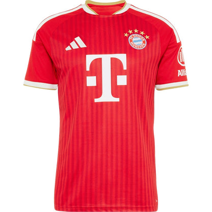 Bayern München kotipeliasu 2026/27 – edestä