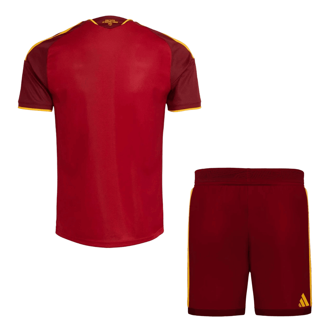 Roma kotijalkapallosetti 2026/27 – pelipaita ja shortsit takaa