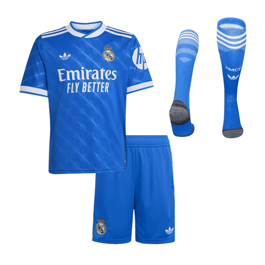 Real Madrid 2025/26 Kolmas Lasten täydellinen peliasu