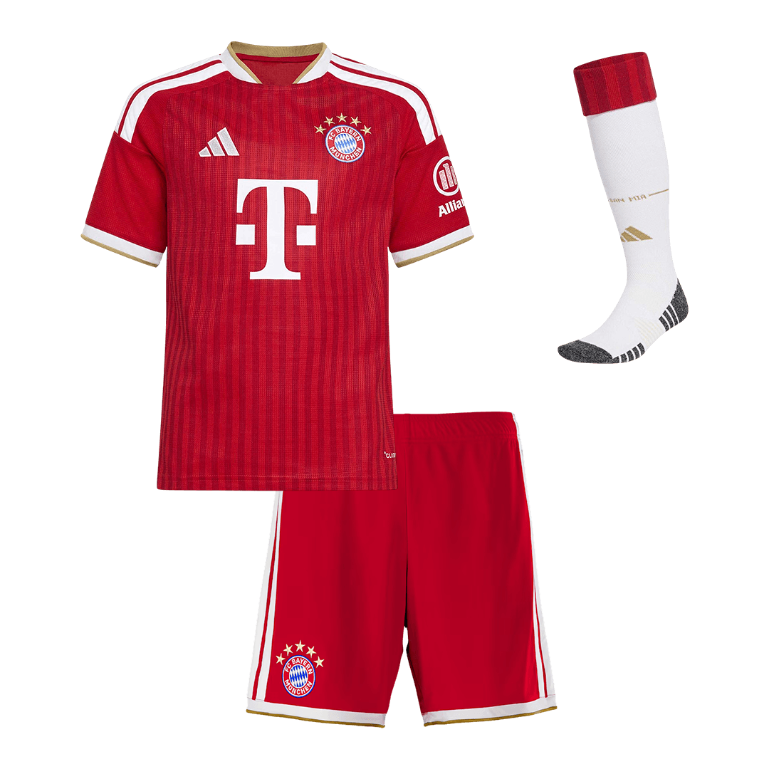 Bayern München lasten kotipeliasu 2026/27 – pelipaita, shortsit ja sukat edestä